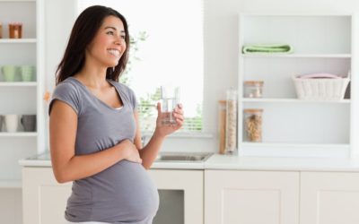 Mennyi vizet igyon a kismama a terhesség alatt?